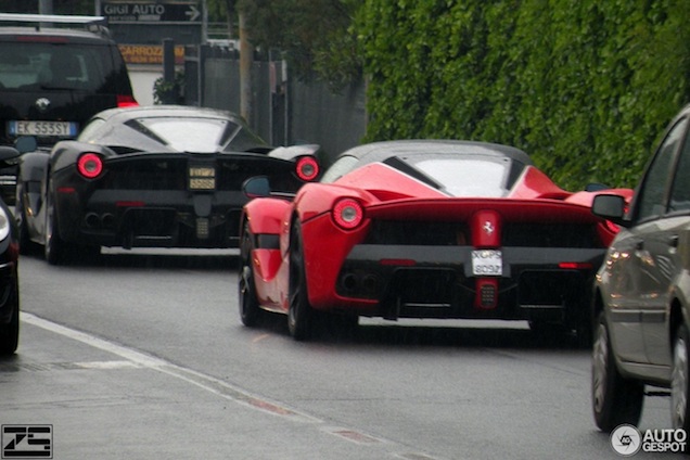 LaFerrari Aperta's worden getest op waterdichtheid