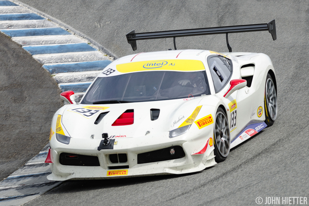 Event: Ferrari Challenge op Laguna Seca