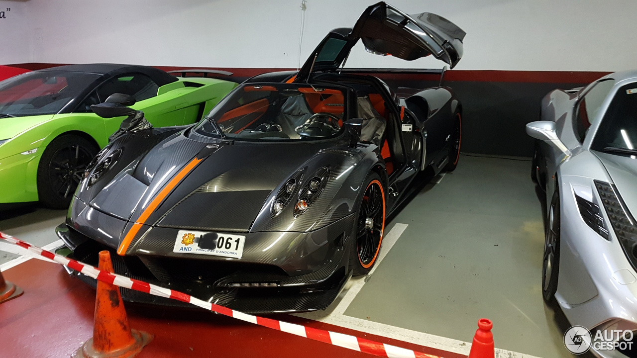 Pagani Huayra BC wacht op actie in Barcelona