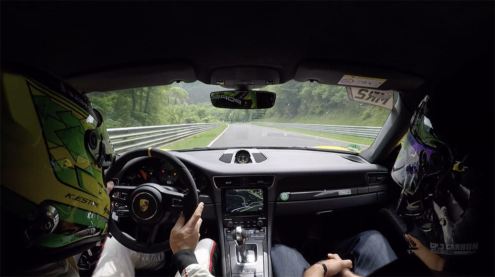 Filmpje: rij mee met Kevin Estre over de Nürburgring
