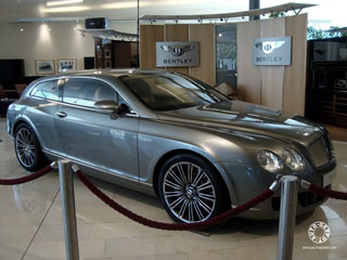 In België bij de Bentley-dealer: Bentley Continental Flying Star