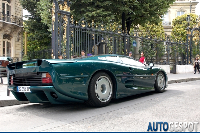 Spot van de dag: Jaguar XJ220