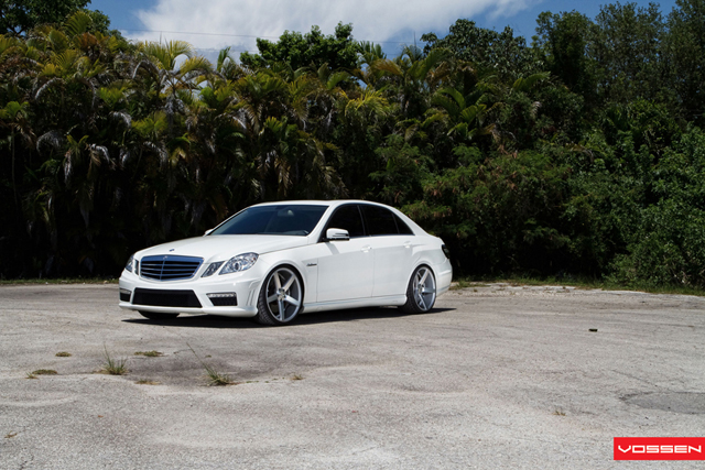 Mercedes-Benz E 63 AMG: is white hot or not?