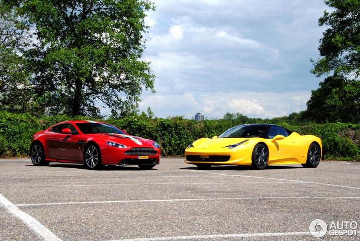 Spot van de dag: Prachtige platen van Ferrari 458 Italia in dikke combo!