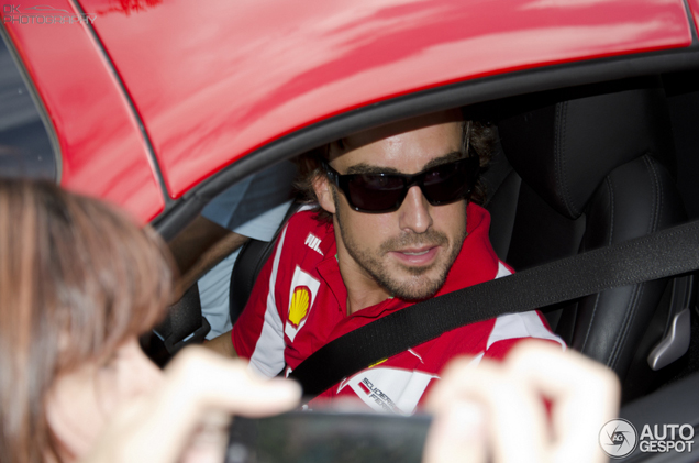 Ferrari 458 Spider gespot met Fernando Alonso