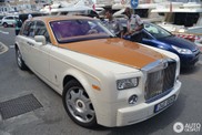 Stylish colour combination on a Rolls-Royce Phantom