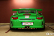 Elle est verte et rapide : la Porsche 997 GT3 RS 4.0