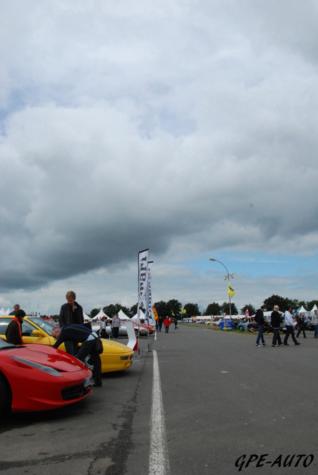500 Ferrari's tegen kanker