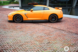 Fotoshoot: Nissan GT-R in de kleur Arancio Borealis 