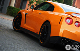 Fotoshoot: Nissan GT-R in de kleur Arancio Borealis 