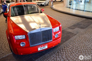 Stylish: red Rolls-Royce Phantom in Dubai
