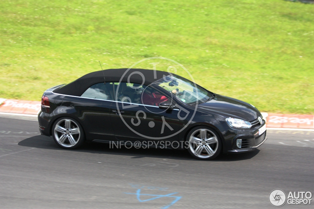 Spyspot: Volkswagen Golf R Cabriolet