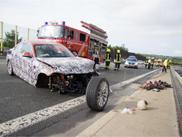 BMW 2-Series crashes on the Autobahn