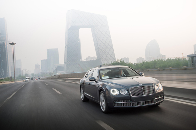 Fotogalerij: Bentley Flying Spur