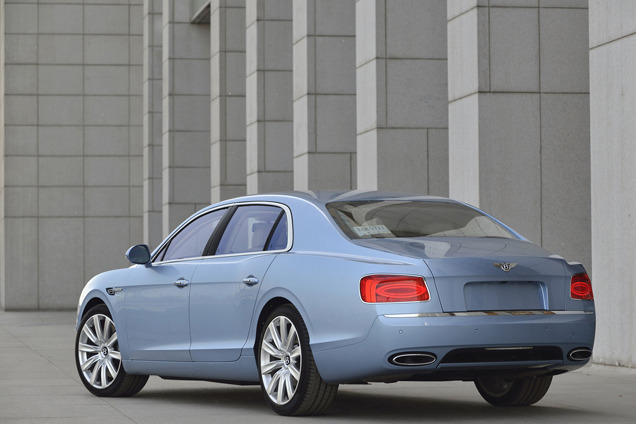 Fotogalerij: Bentley Flying Spur