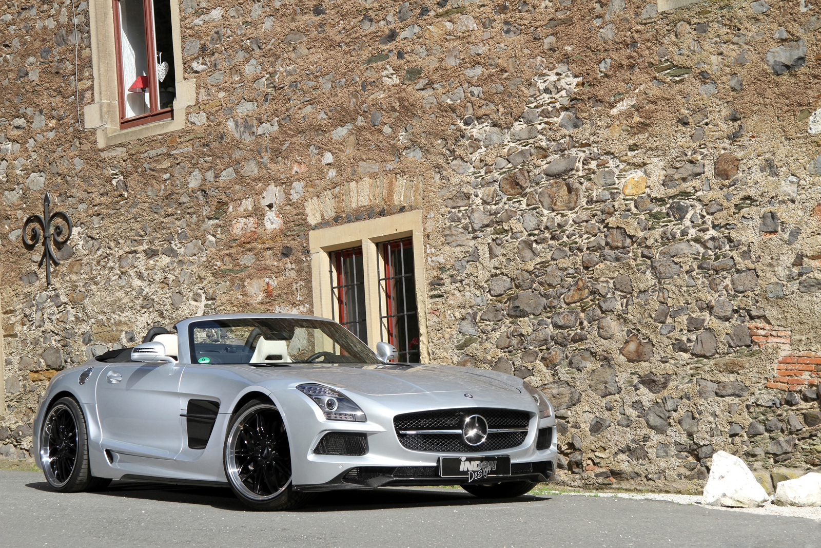 Inden Design Borrasca is open SLS AMG Black Series 