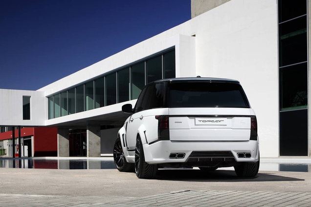 Topcar levert de eerste Range Rover Lumma CLR R