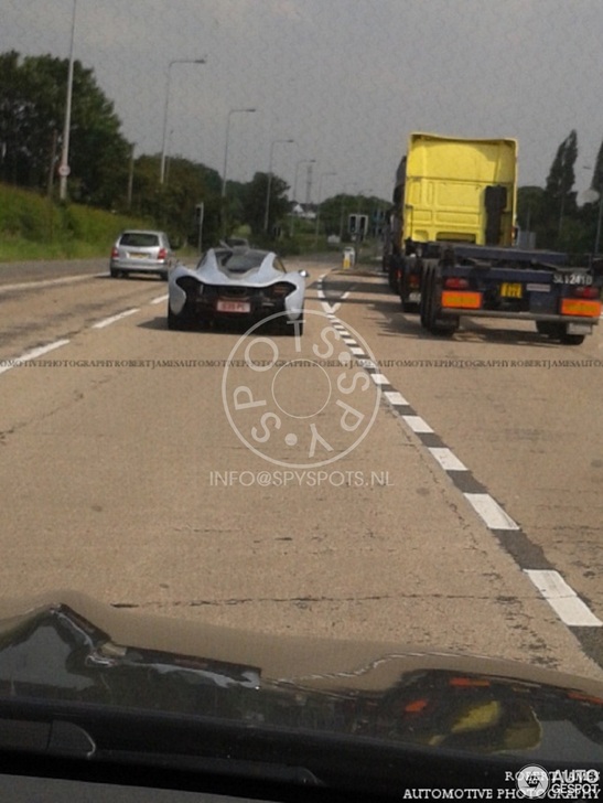 Spotted: first McLaren P1 without any camouflage