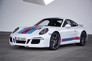 Porsche vier comeback op Le Mans met 911 Martini Racing Edition