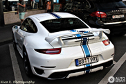 This is what a beautiful Porsche 991 Turbo S looks like