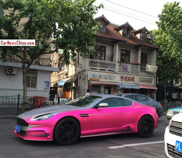 Mansory Aston Martin DB9 kleur roze in Shanghai