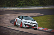 Renault Mégane R.S. 275 Trophy-R sets a new record on the Nürburgring