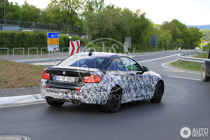BMW M2 draait z'n rondjes over de Nordschleife