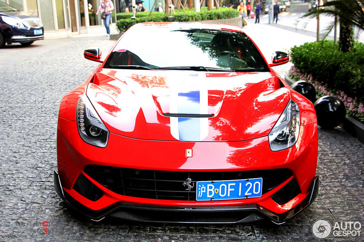 DMC geeft de Ferrari F12berlinetta extra vleugels