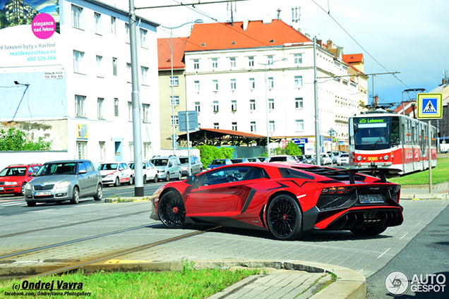 Eerste Lamborghini Aventador LP750-4 SV gearriveerd in Tsjechië