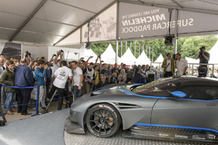 Aston Martin Vulcan maakt dynamisch debuut op Goodwood