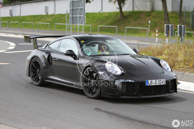 Spyshots: Porsche 991 GT2 keert terug op de Nürburgring