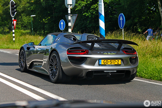 Spot van de dag: Porsche 918 Spyder