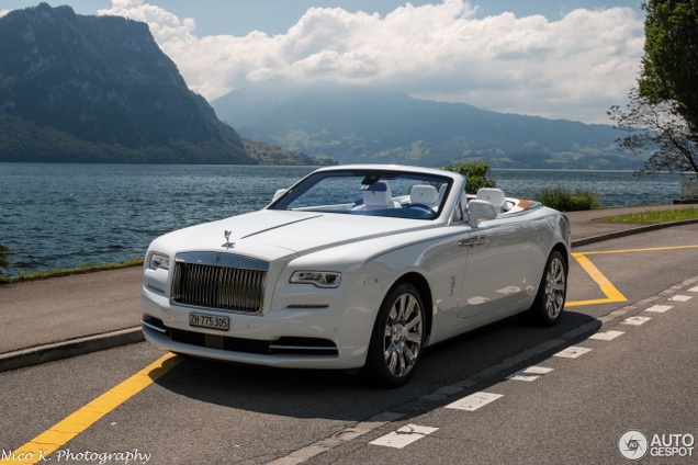 Rolls-Royce Dawn laat Zwitsers Leven zien