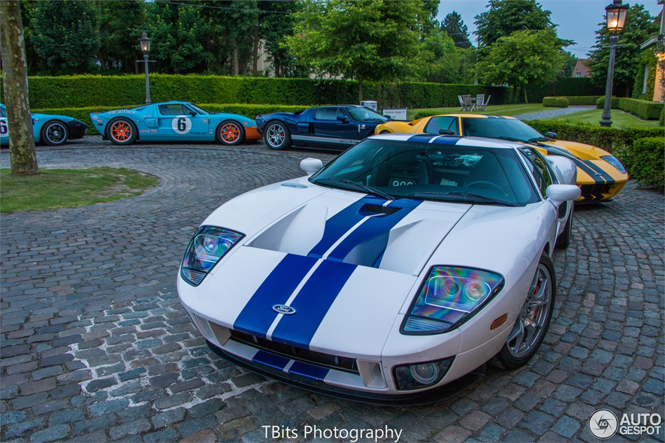 Combo: vijfmaal Ford GT gespot