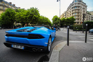 兰博基尼 Huracán Spyder 点亮沉闷的巴黎