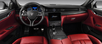 Maserati Quattroporte in nieuw maatpak gehesen