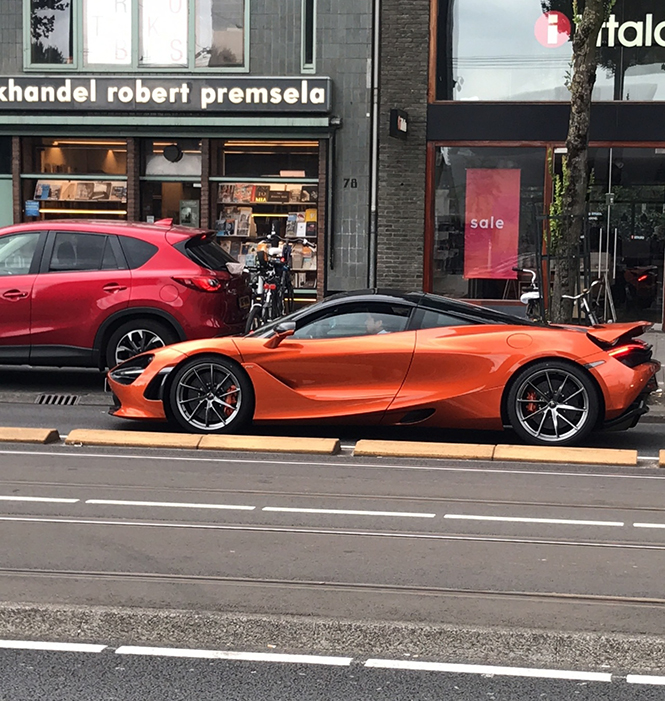 McLaren 720S voor het eerst gespot in Amsterdam