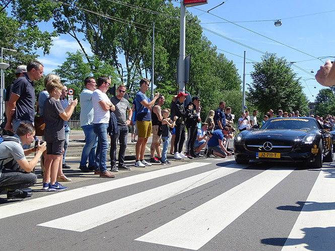 Event: Streetgasm 2000 van start in Amsterdam