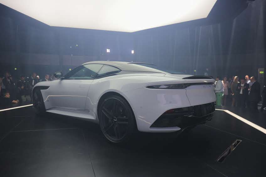 Officieel! Aston Martin DBS Superleggera