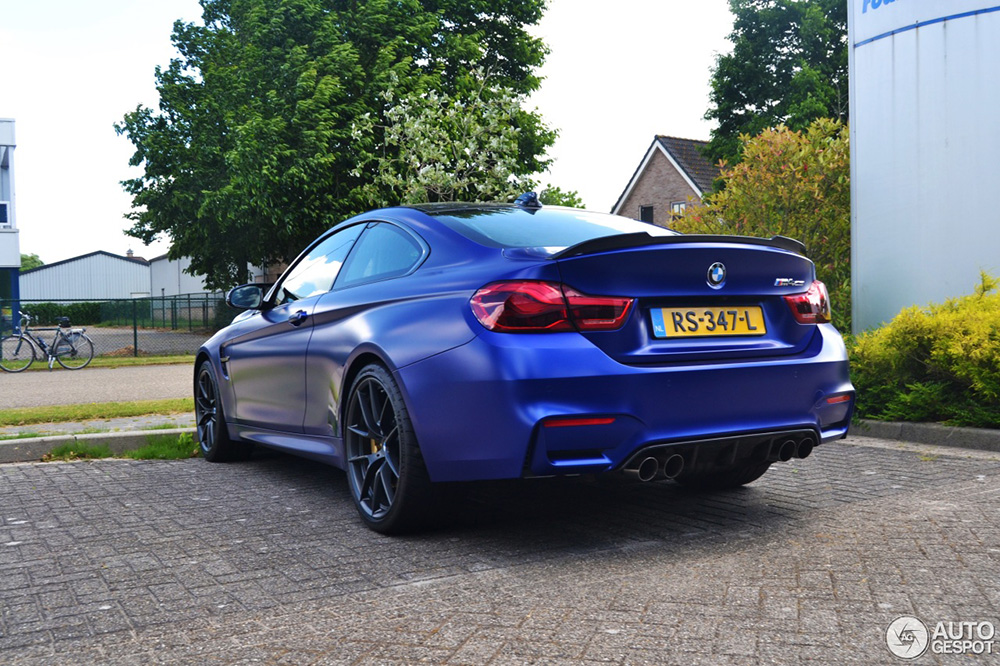 Spot van de dag: BMW M4 CS in het matblauw