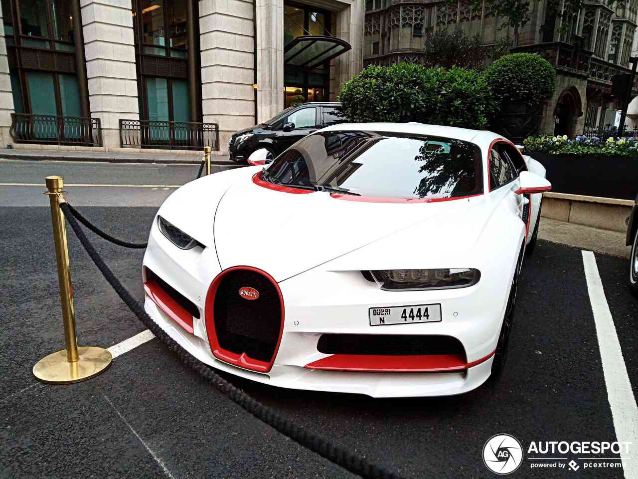 Arabische Bugatti Chiron is smaakvol samengesteld