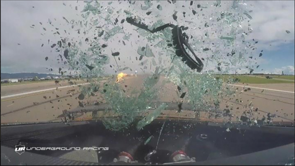 视频：奥迪双涡轮R8 V10 确确实实让玻璃都炸裂