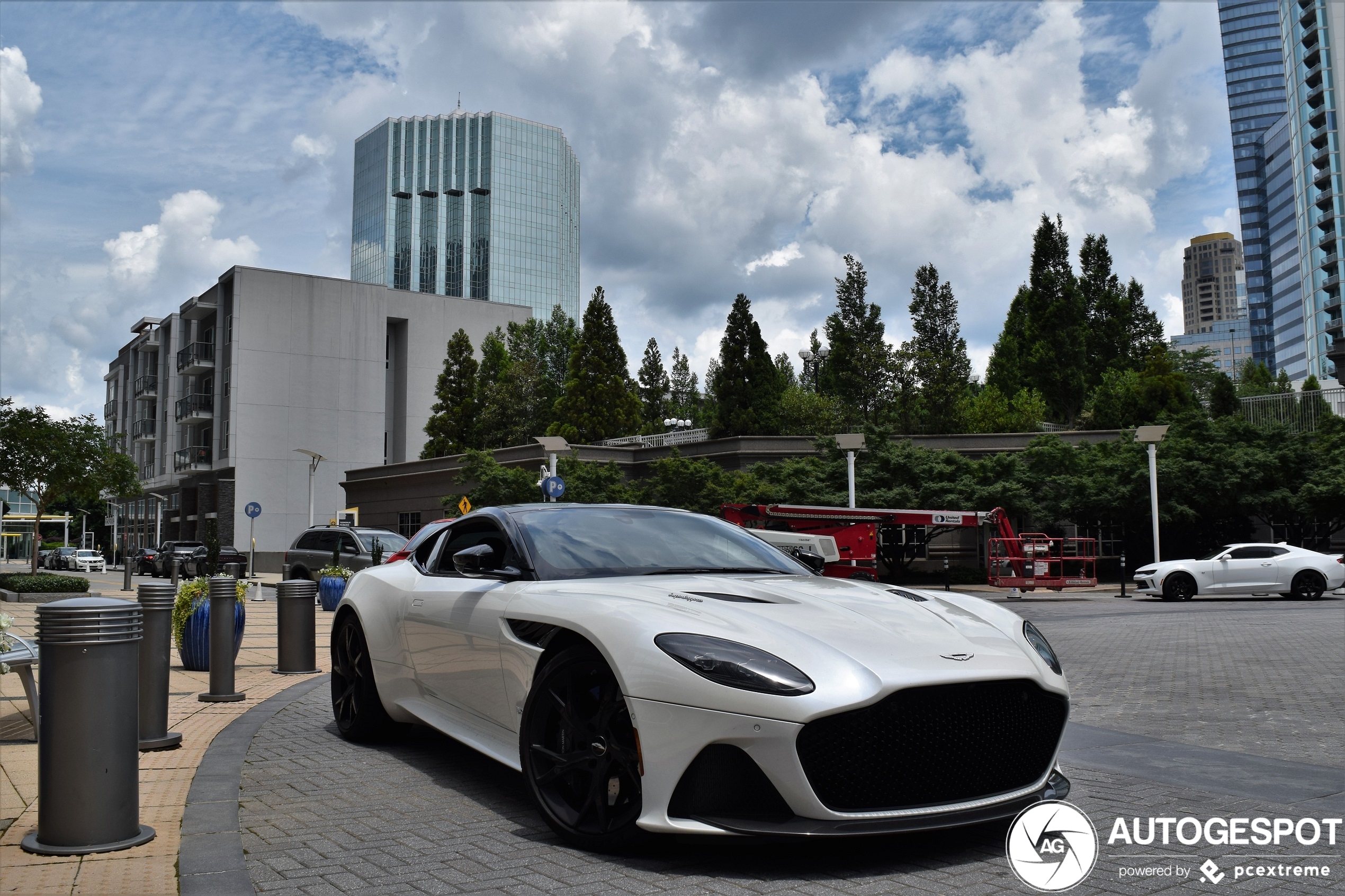 In Amerika is zelfs de Aston Martin DBS Superleggera mooier