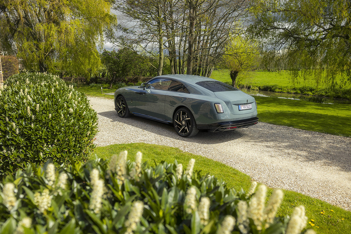 Gereden: Rolls-Royce Spectre Black Badge