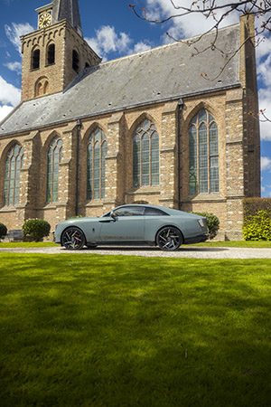 Gereden: Rolls-Royce Spectre Black Badge