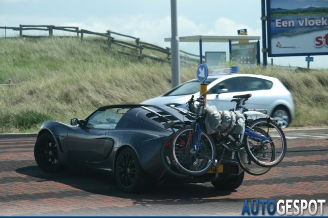 Spot van de dag: Lotus Exige S2 met twee fietsen