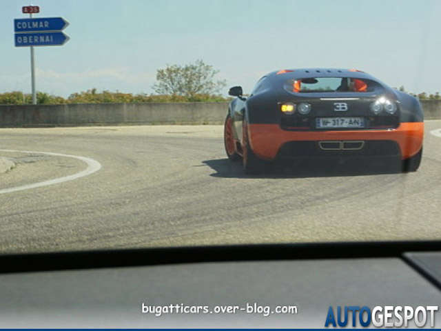 Gespot: Bugatti Veyron 16.4 Super Sport