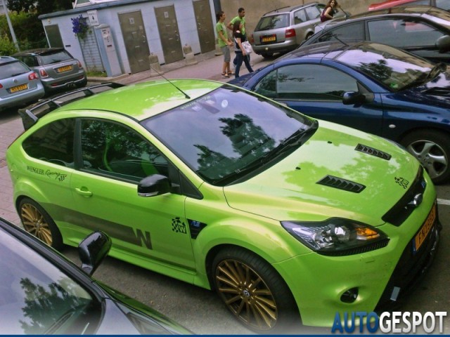 Gespot: Ford Focus Wengler RS400