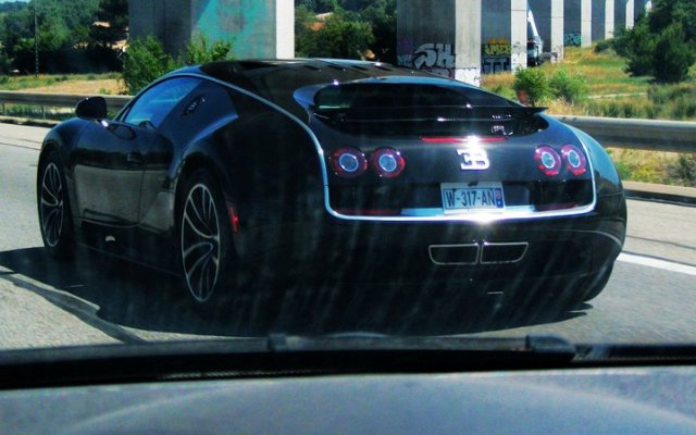 Gespot: Bugatti Veyron 16.4 Super Sport