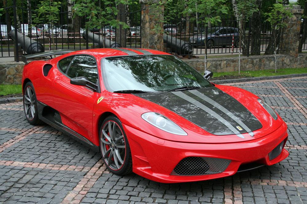 Status Design buigt zich over de Ferrari F430